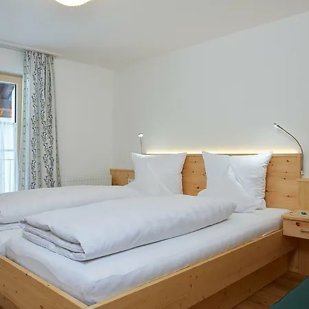 Haus Wasserfall