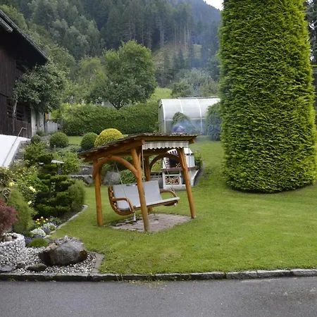 Haus Wasserfall شقة *